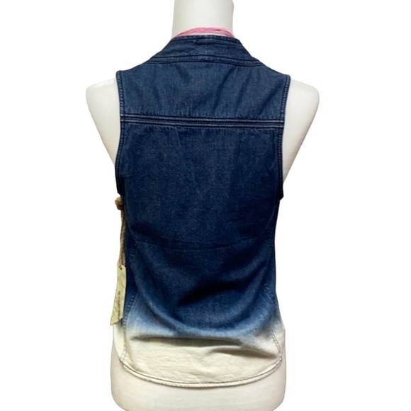 Gimmicks By BKE Ombré Denim Vest - Picture 2 of 6